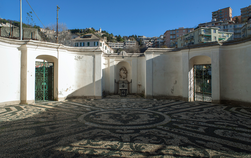 010 Piazzale2